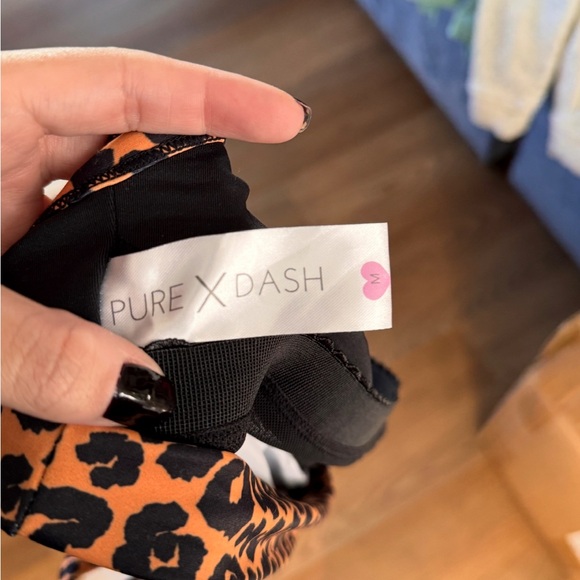 Leopard Print Crop Top - Picture 5 of 5